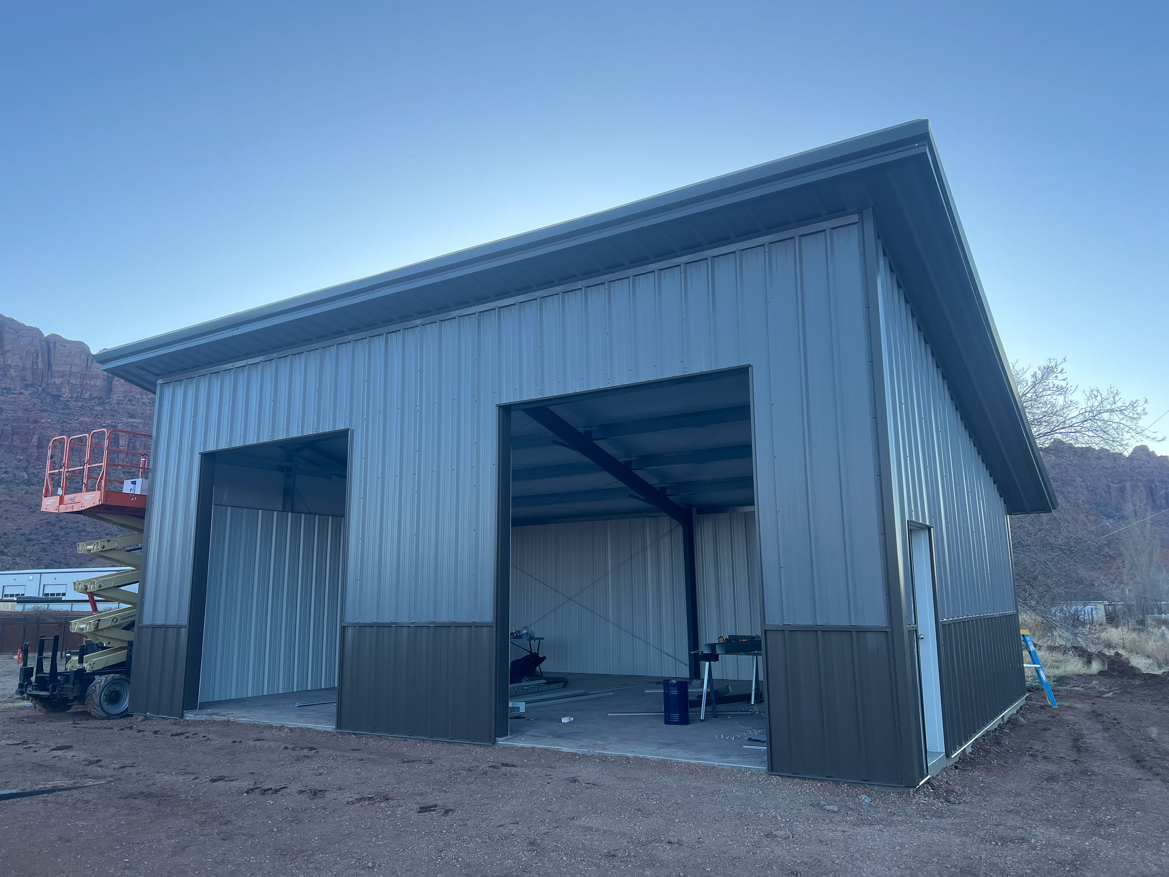 26x36x17 Equipment Storage - Moab, Utah